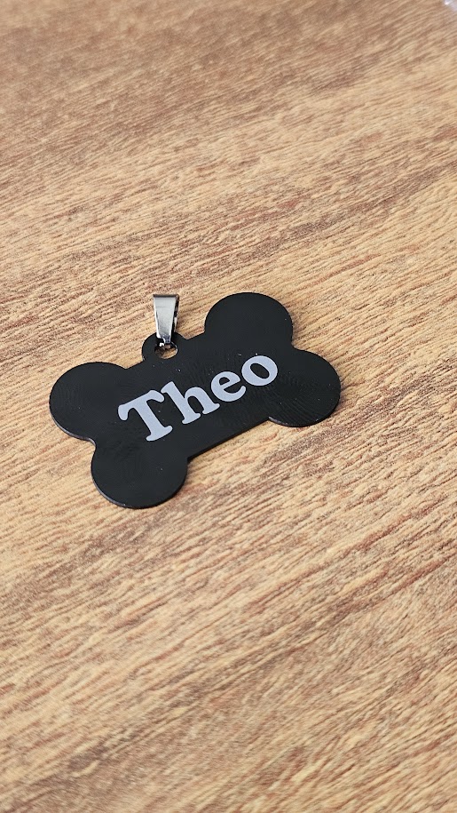 Theo — Osso preto